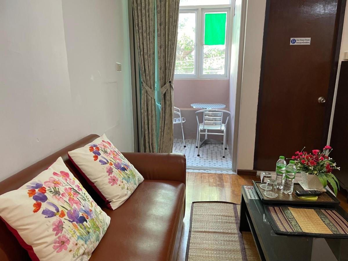 Nawaporn Place Phuket Exterior foto
