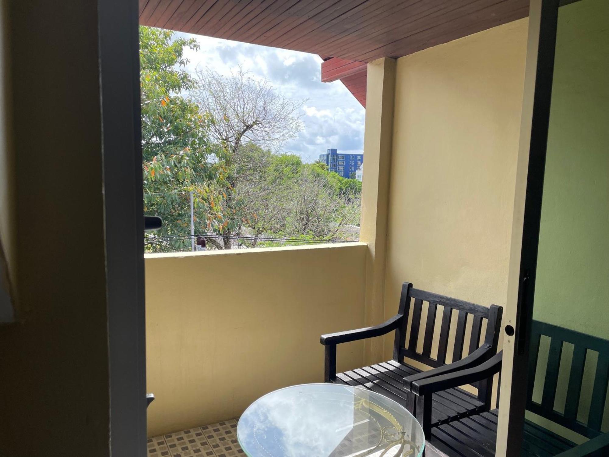 Nawaporn Place Phuket Exterior foto